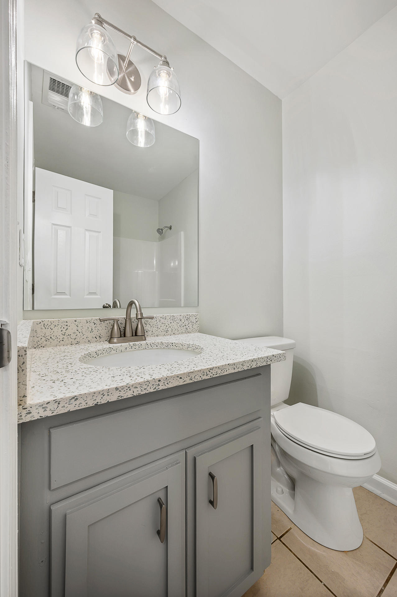 203 Pebble Creek Road Summerville, SC 29486 - Photo 23 of 31 Full Hall Bath