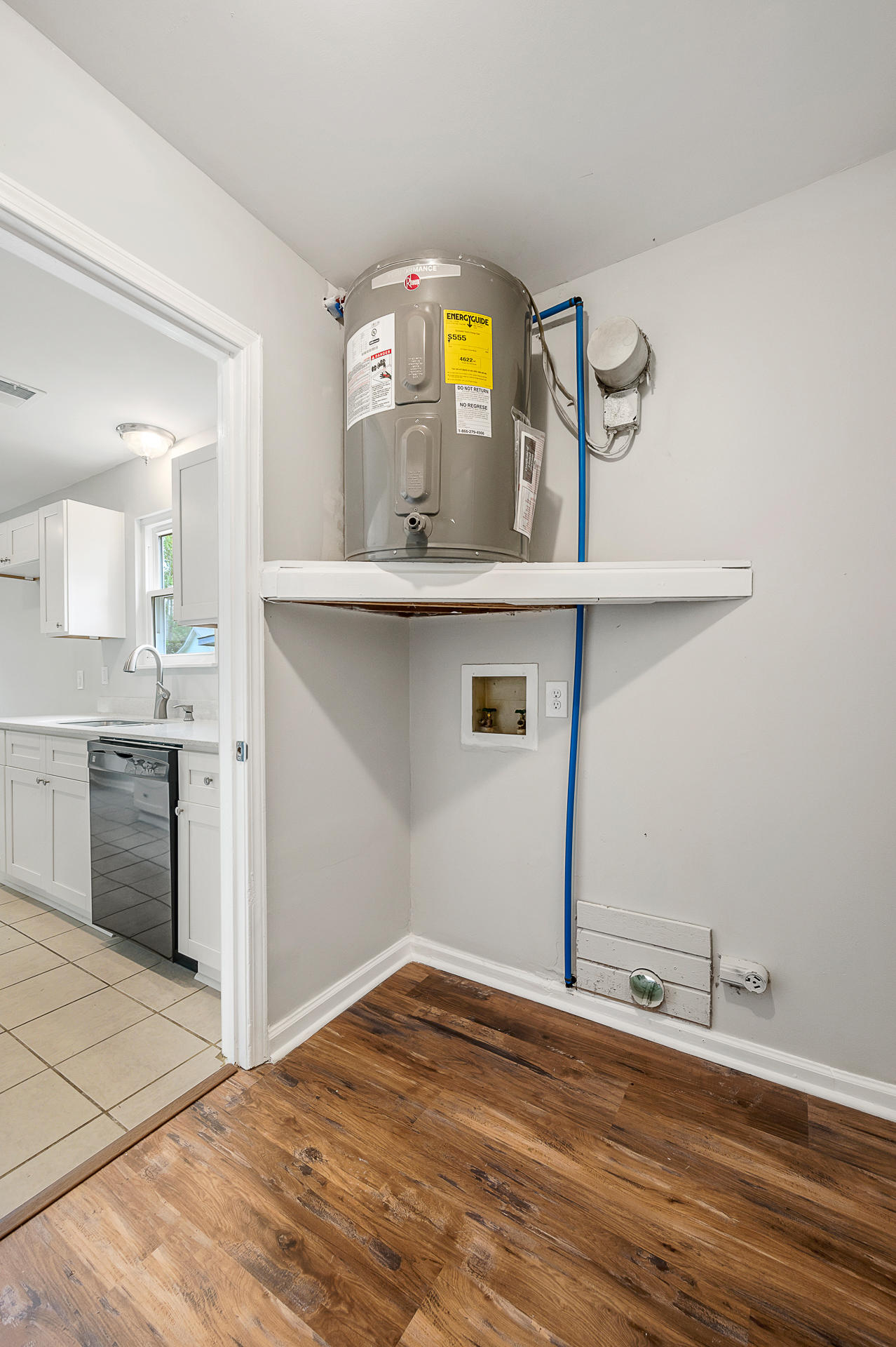 203 Pebble Creek Road Summerville, SC 29486 - Photo 24 of 31 Laundry Room