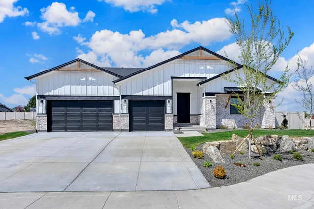 $718,309 | 12530 South Lenora Place, Nampa, ID 83686