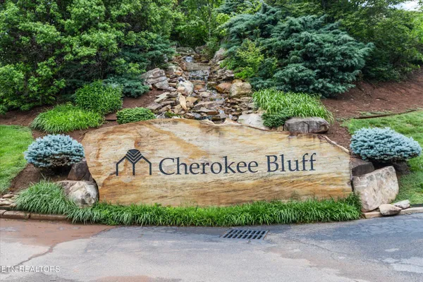 $465,000 | 1911 Cherokee Bluff Drive, Knoxville, TN 37920