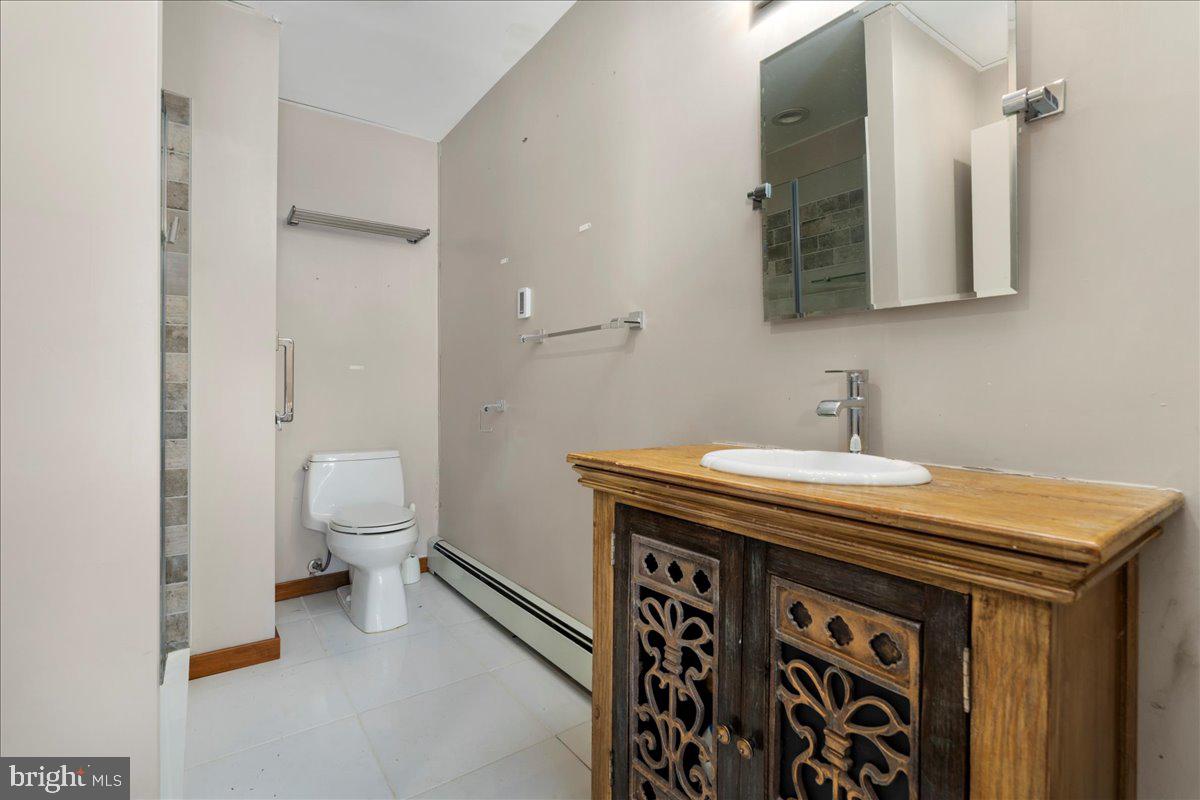 2096 Holicong Road New Hope, PA 18938 - Photo 24 of 45 Primary Suite bathroom