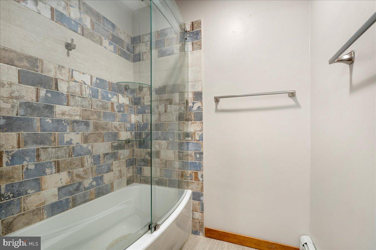 2096 Holicong Road New Hope, PA 18938 - Photo 36 of 45 3rd bedroom bathroom