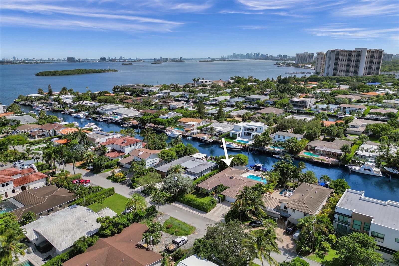 1912 Northeast 119th Road North Miami, FL 33181 - Photo 12 of 21