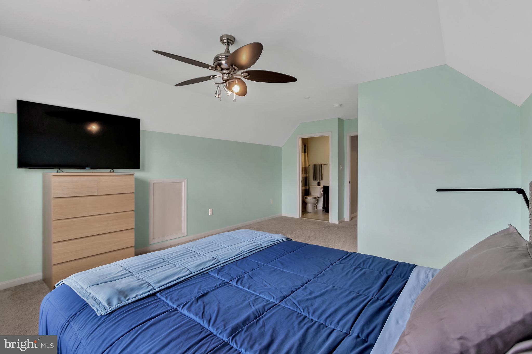 8131 Ridgely Loop Severn, MD 21144 - Photo 18 of 32 Gallery Image 18