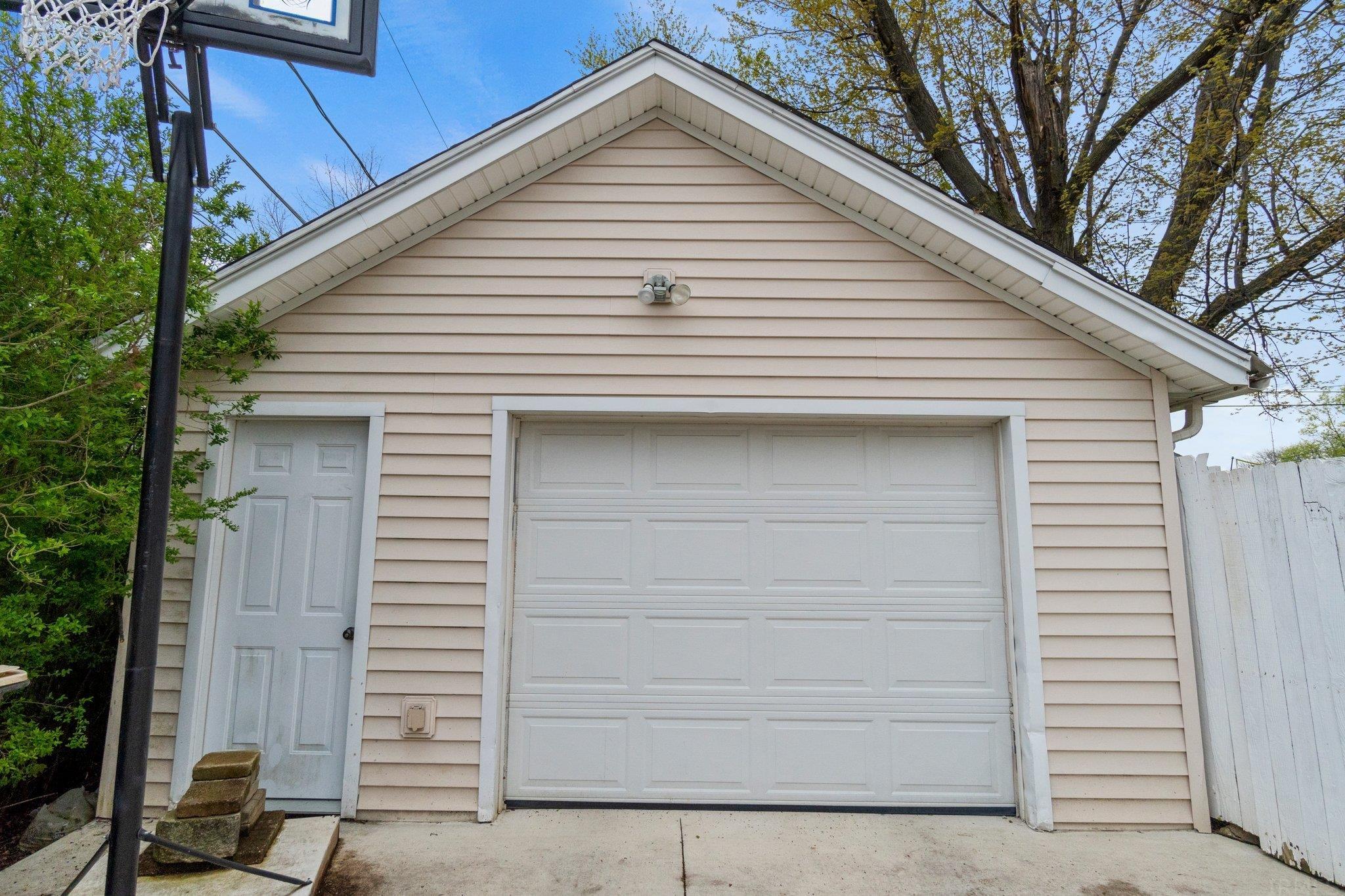 1645 Fairhill Road Fort Wayne, IN 46808 - Photo 33 of 34