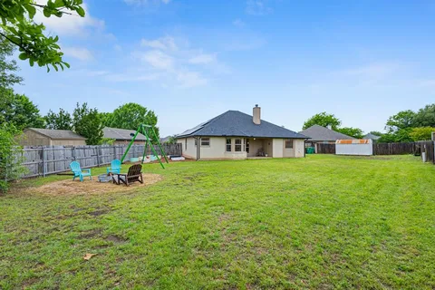 $264,900 | 101 St James Court, Rhome, TX 76078