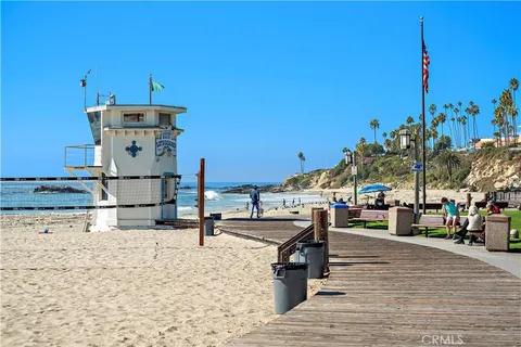 $4,298,000 | 933 Coast View Drive, Laguna Beach, CA 92651