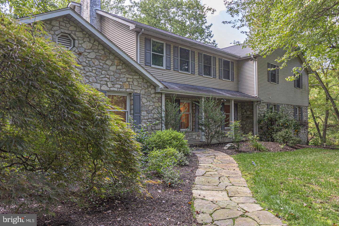 595 Linton Hill Road Newtown, PA 18940 - Photo 5 of 51 Gallery Image 5