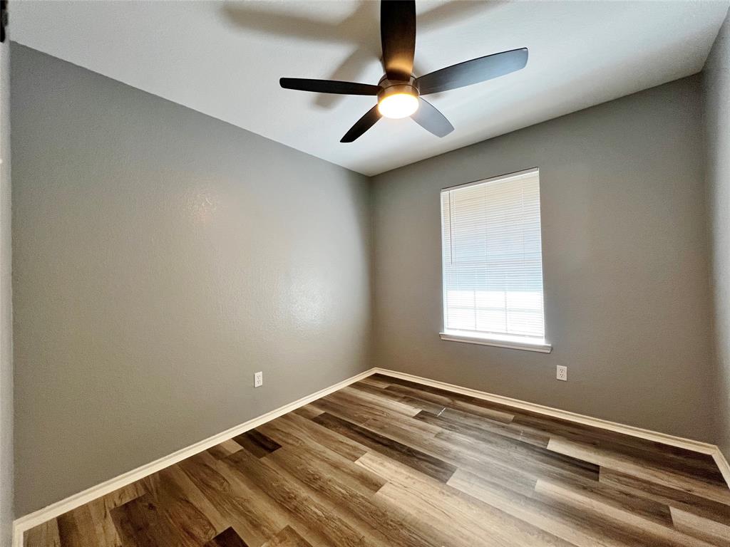1010 South Retta Street Fort Worth, TX 76111 - Photo 22 of 24