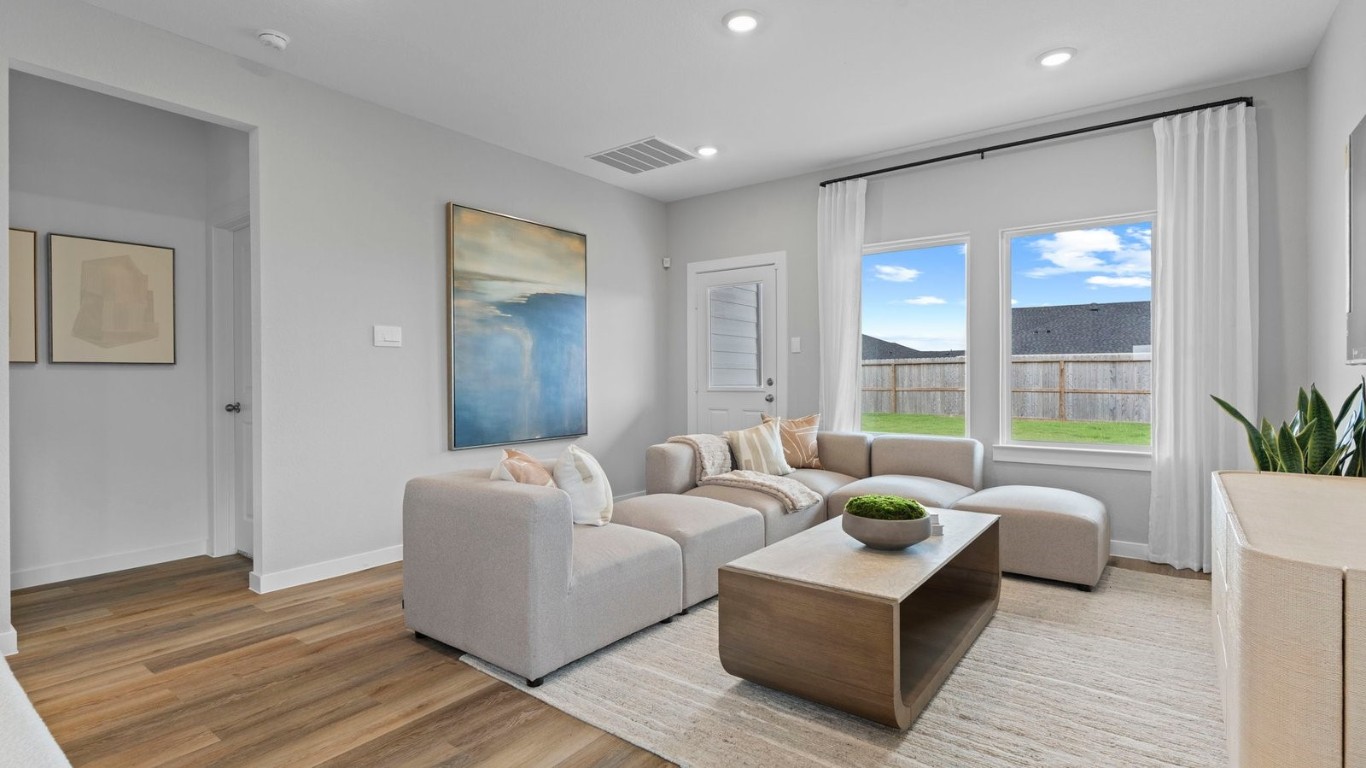 30114 Broeder Way Fulshear, TX 77423 - Photo 13 of 34 *Images and 3D tour are for illustration only and options may vary from home as built.