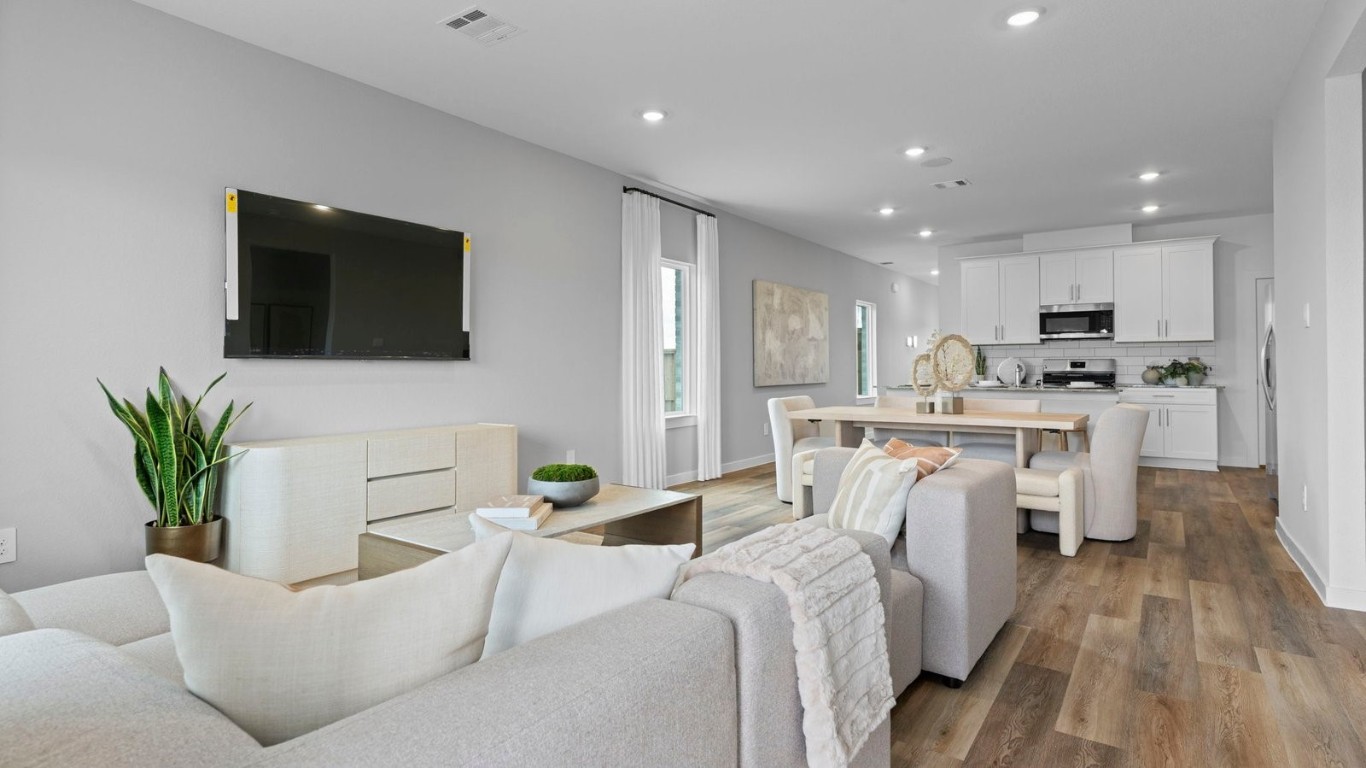 30114 Broeder Way Fulshear, TX 77423 - Photo 16 of 34 *Images and 3D tour are for illustration only and options may vary from home as built.