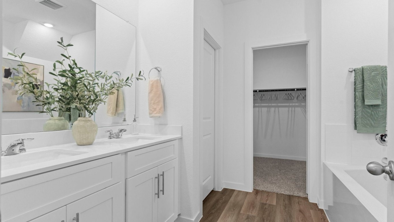 30114 Broeder Way Fulshear, TX 77423 - Photo 22 of 34 *Images and 3D tour are for illustration only and options may vary from home as built.