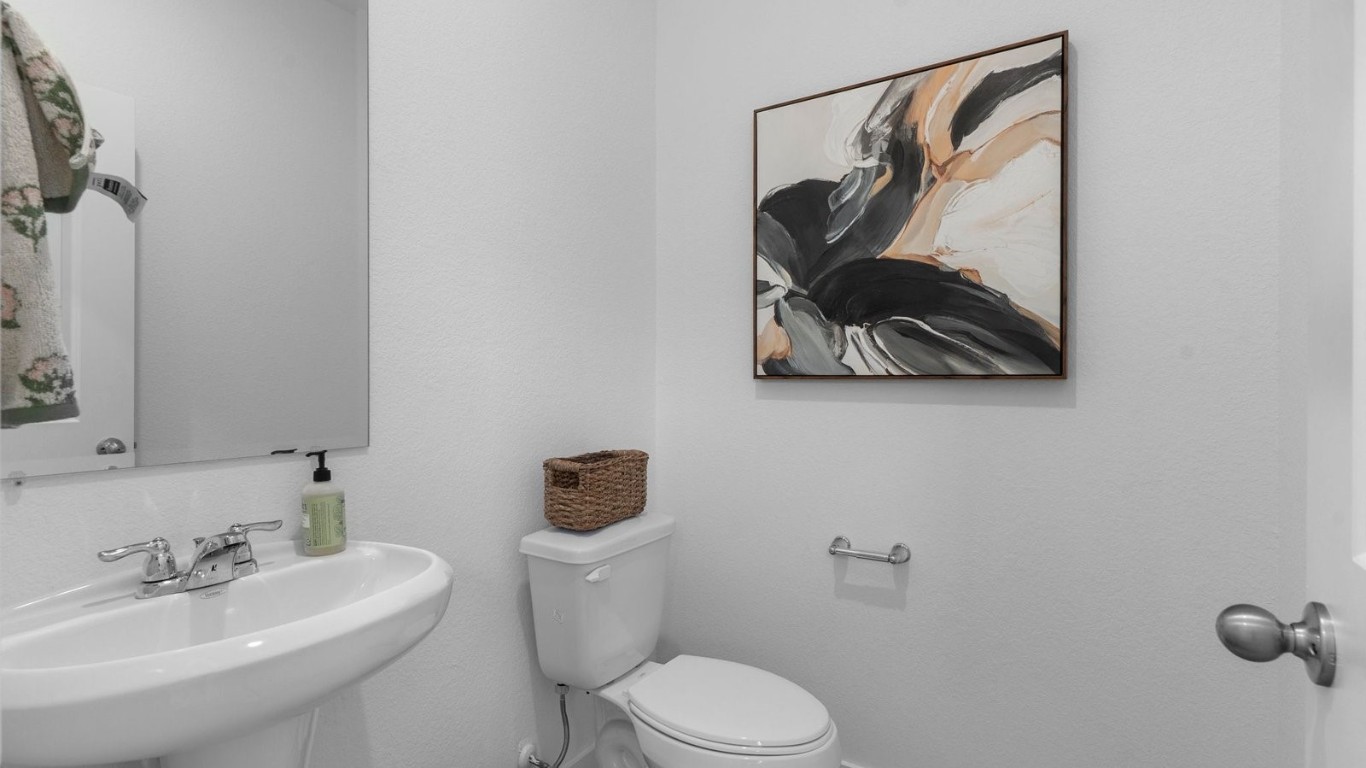 30114 Broeder Way Fulshear, TX 77423 - Photo 4 of 34 *Images and 3D tour are for illustration only and options may vary from home as built.