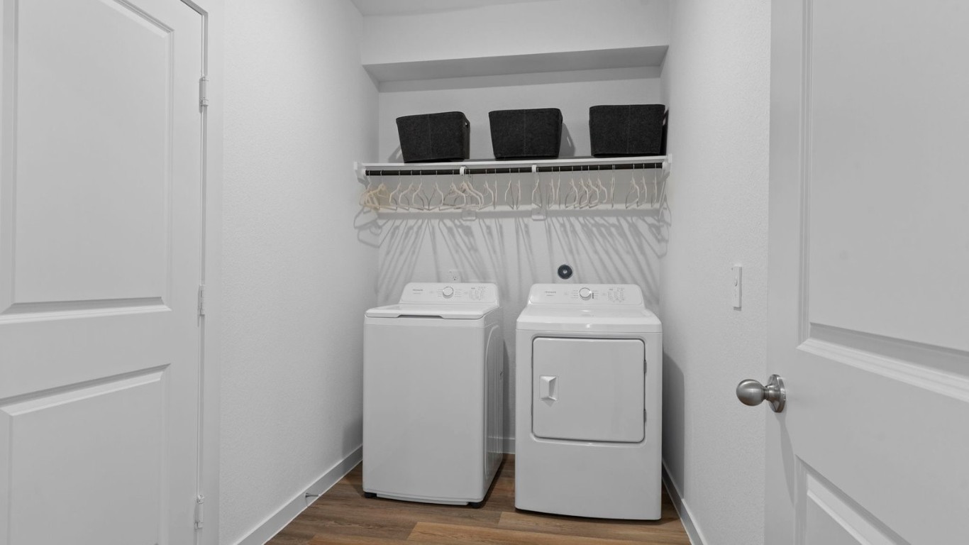 30114 Broeder Way Fulshear, TX 77423 - Photo 10 of 34 *Images and 3D tour are for illustration only and options may vary from home as built.