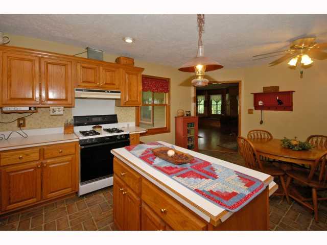 8291 South 600 West Pendleton, IN 46064 - Photo 4 of 12 Gallery Image 4