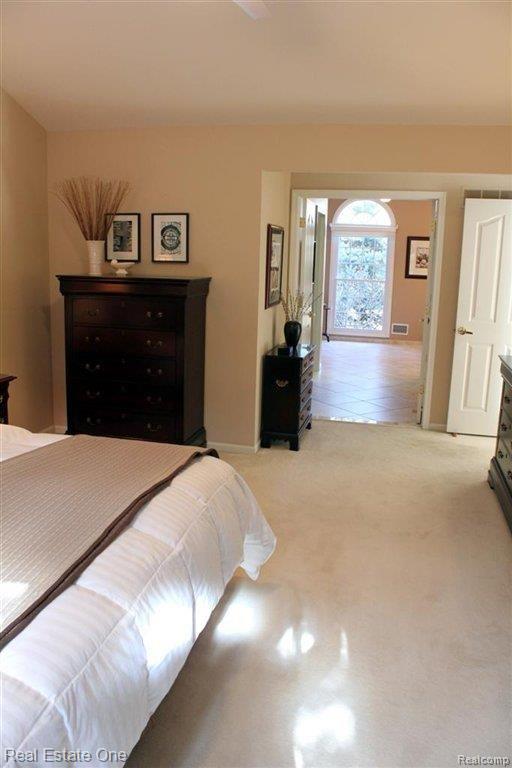 3417 West York Court Rochester, MI 48306 - Photo 21 of 22 Master Suite1.JPG