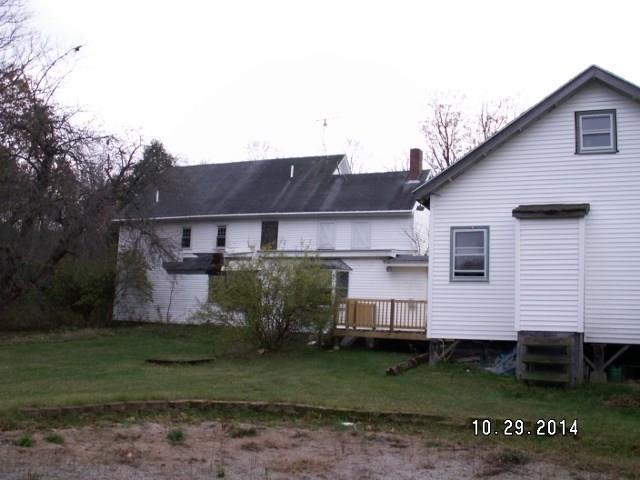 706 West Minot Road Minot, ME 04258 - Photo 3 of 8 Exterior back
