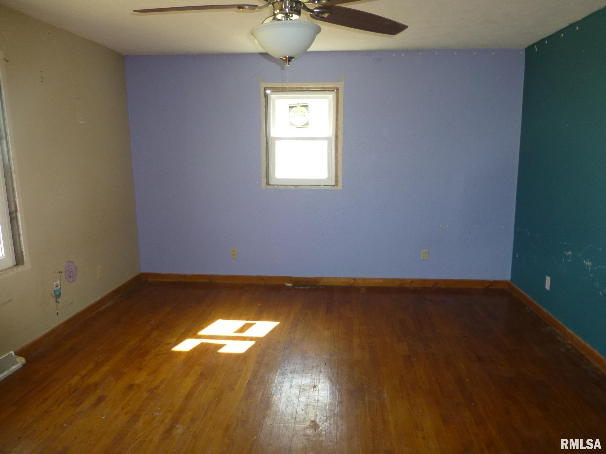 15745 Tice Road Petersburg, IL 62675 - Photo 16 of 24