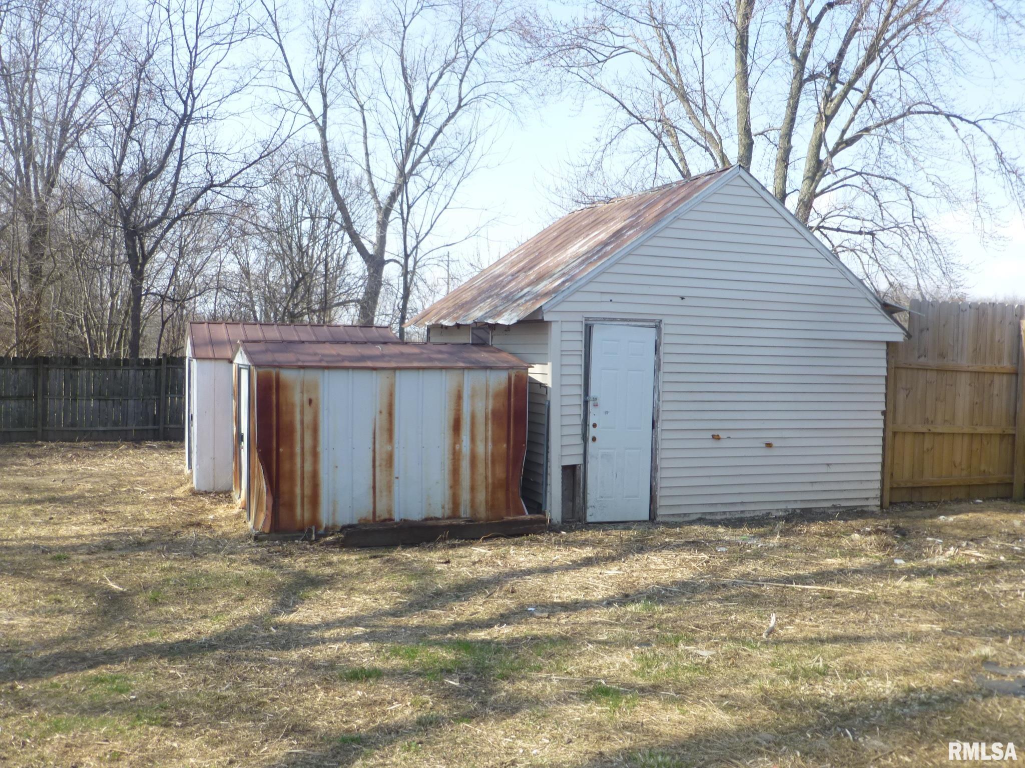 15745 Tice Road Petersburg, IL 62675 - Photo 20 of 24