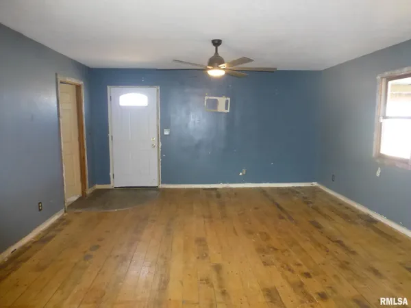 $89,900 | 15745 Tice Road, Petersburg, IL 62675
