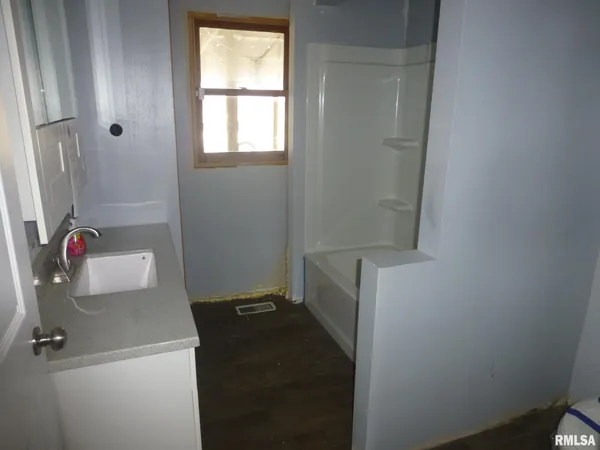 $89,900 | 15745 Tice Road, Petersburg, IL 62675