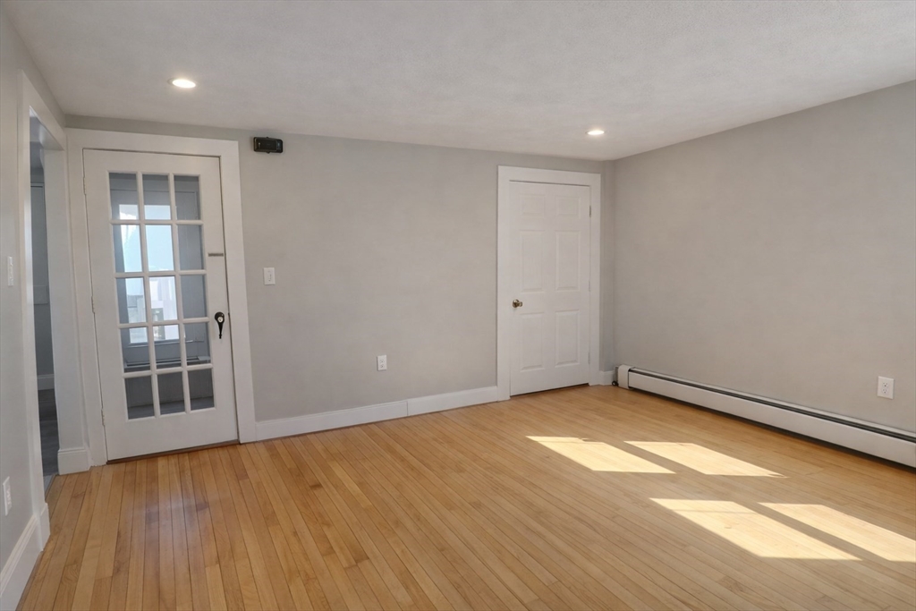 16 Wall Street, Unit 2 Foxboro, MA 02035 - Photo 4 of 21