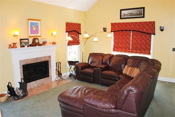 210 Ruggles Street Westborough, MA 01581 - Photo 12 of 30 Gallery Image 12