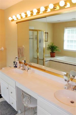 210 Ruggles Street Westborough, MA 01581 - Photo 20 of 30 Gallery Image 20