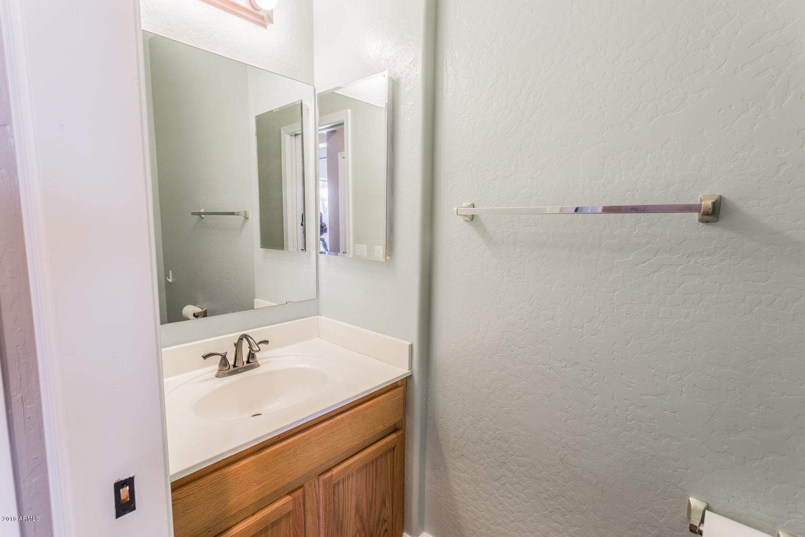 4227 South Martingale Road Gilbert, AZ 85297 - Photo 29 of 51 half bath