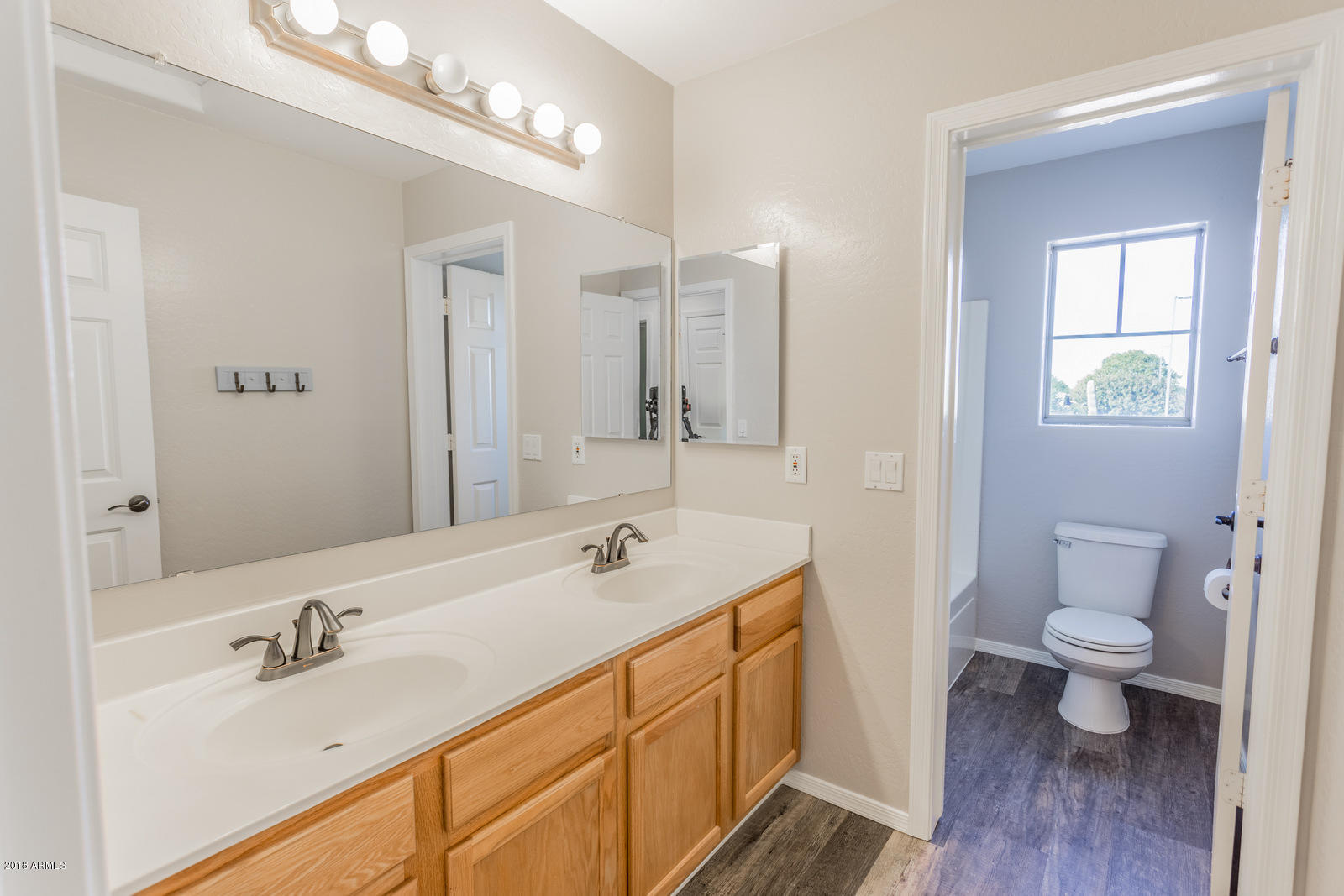 4227 South Martingale Road Gilbert, AZ 85297 - Photo 34 of 51 upstairs bath