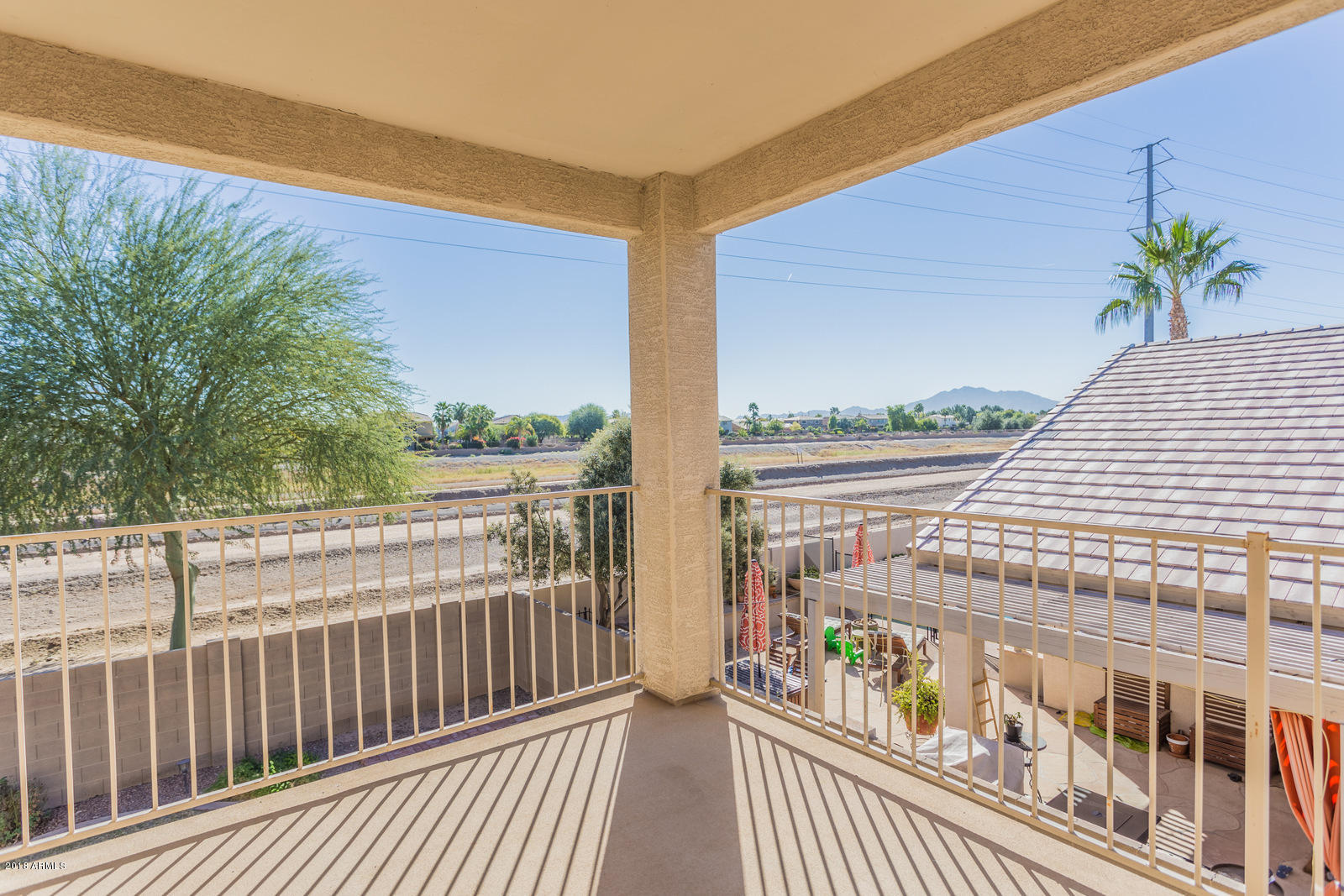 4227 South Martingale Road Gilbert, AZ 85297 - Photo 38 of 51 back 1
