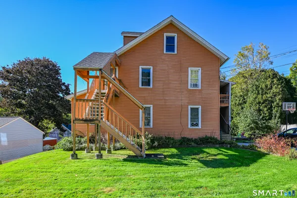 $369,000 | 63 Litchfield Street, Thomaston, CT 06787