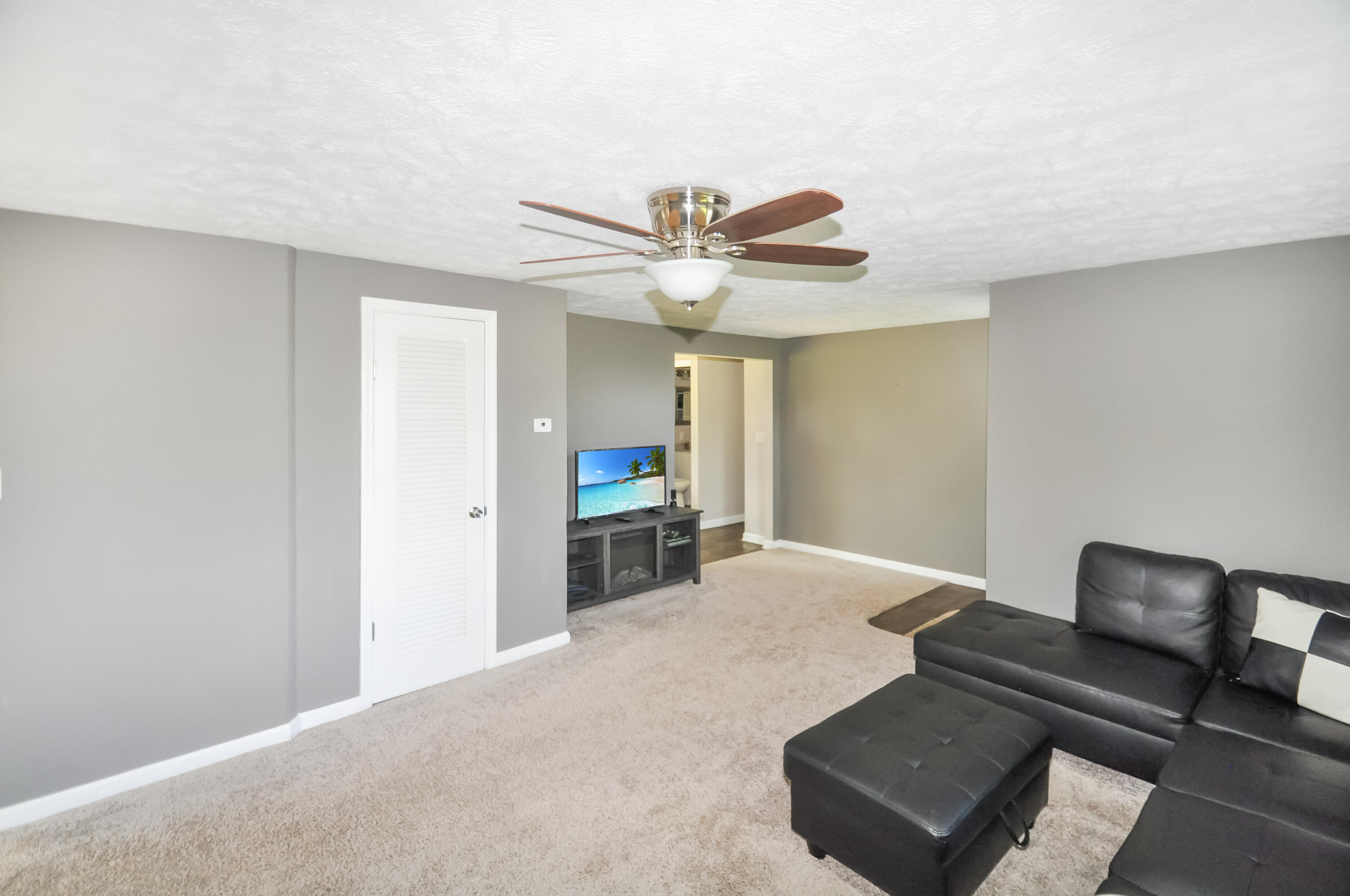 5757 Turner Road Richmond, IN 47374 - Photo 4 of 22 Gallery Image 4