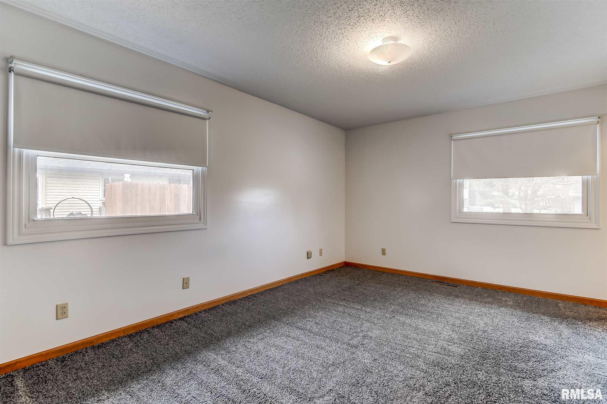 213 Norwalk Road Springfield, IL 62704 - Photo 32 of 40