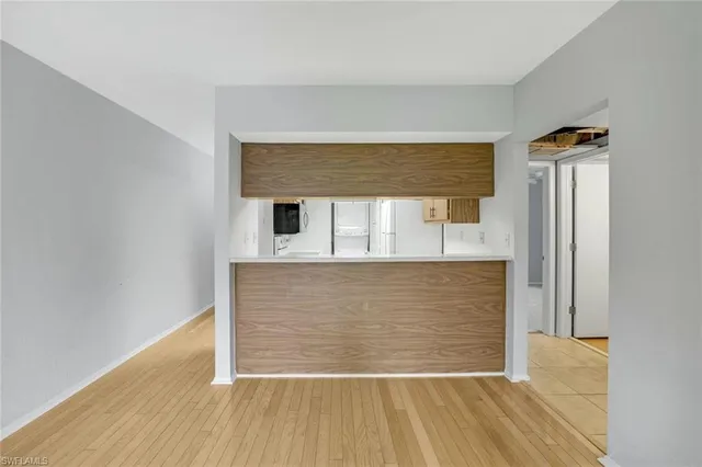 $2,000 | 35 Greenbrier Street, Unit 6102, Marco Island, FL 34145