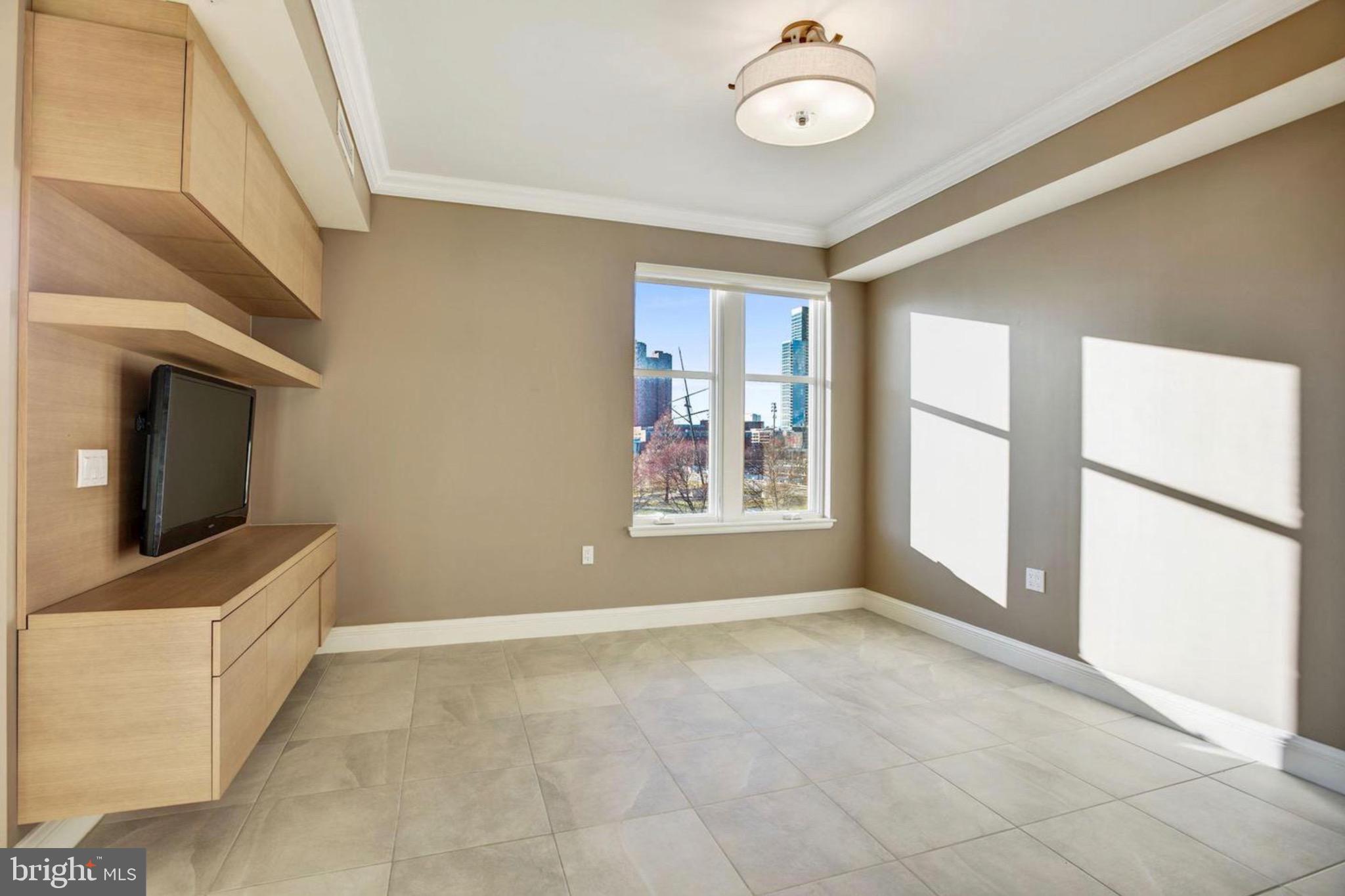 801 Key Highway, Unit 413 Baltimore, MD 21230 - Photo 14 of 58