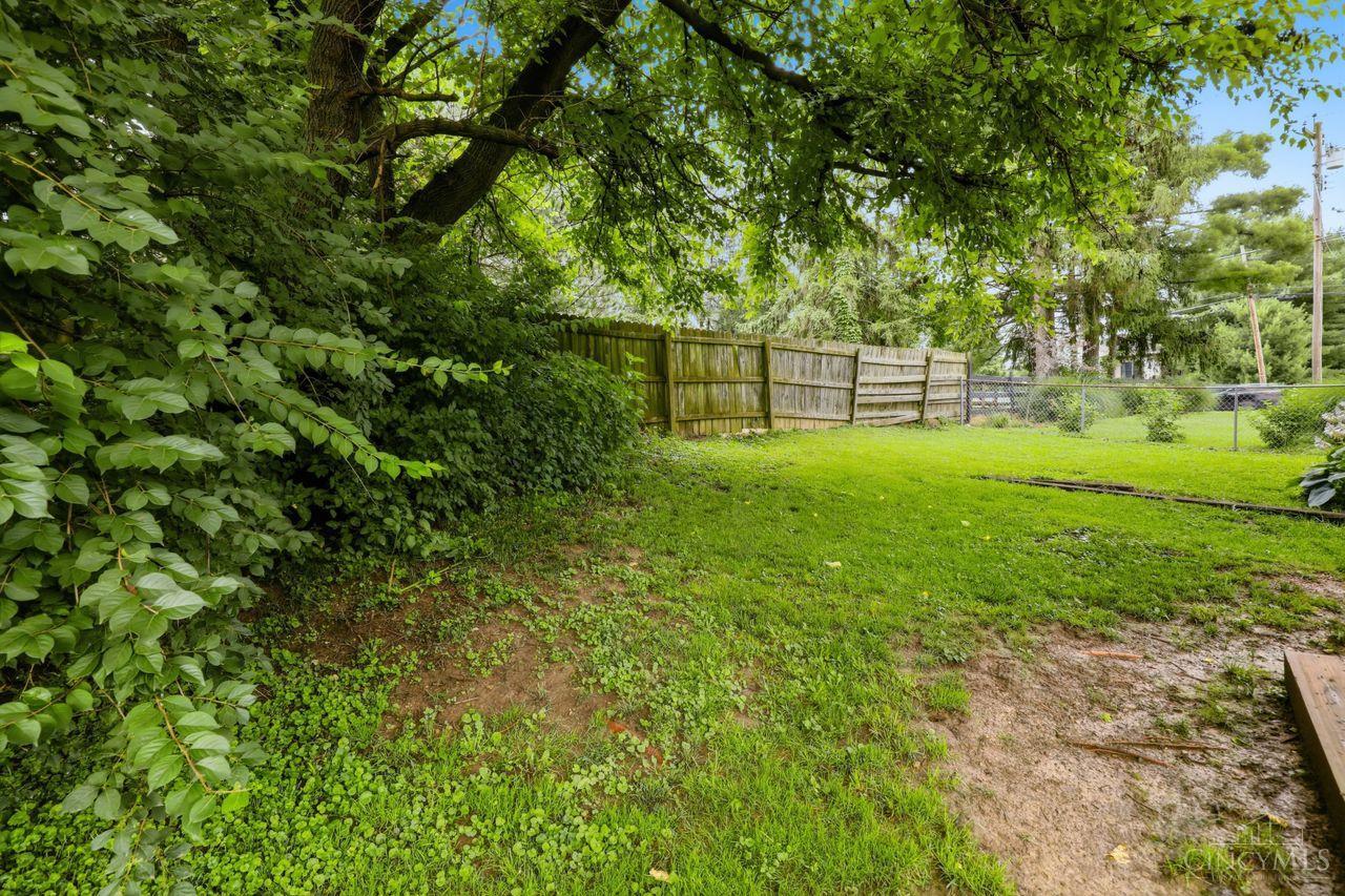 3170 Struble Road Cincinnati, OH 45251 - Photo 38 of 43