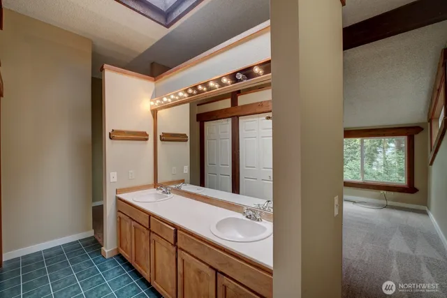 $3,600 | 7029 157th Street Southwest, Edmonds, WA 98026