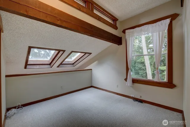 $3,600 | 7029 157th Street Southwest, Edmonds, WA 98026