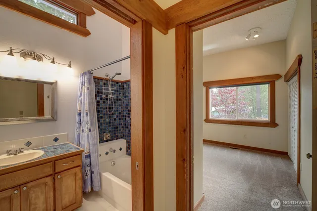 $3,600 | 7029 157th Street Southwest, Edmonds, WA 98026