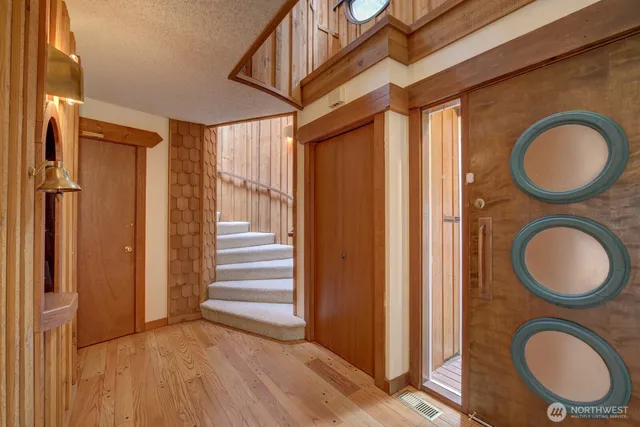 $3,600 | 7029 157th Street Southwest, Edmonds, WA 98026