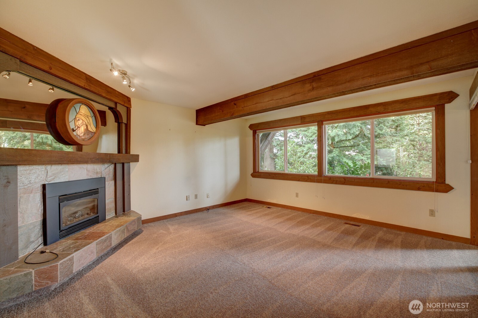 7029 157th Street Southwest Edmonds, WA 98026 - Photo 6 of 22