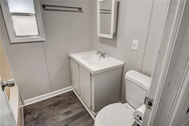 $1,150 | 5947 Julian Airport Road, Liberty, NC 27298