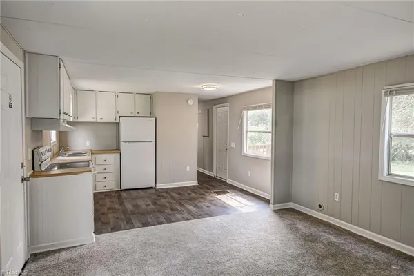 $1,150 | 5947 Julian Airport Road, Liberty, NC 27298