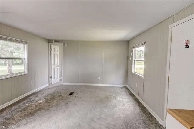 $1,150 | 5947 Julian Airport Road, Liberty, NC 27298