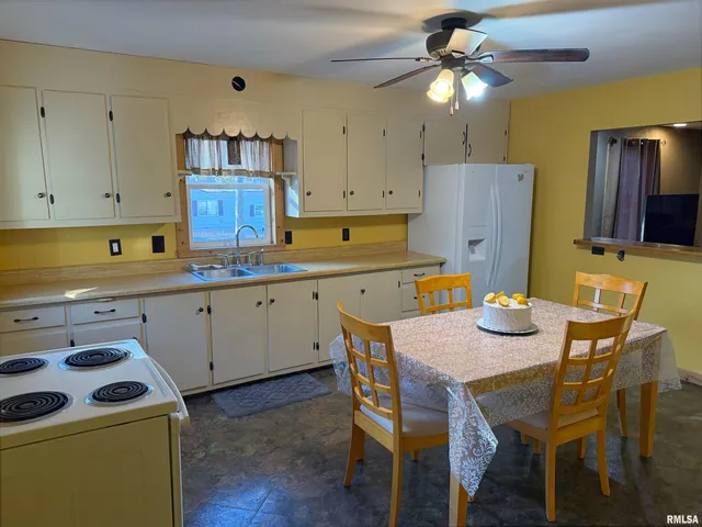 $139,900 | 510 South Charles Street, Steeleville, IL 62288