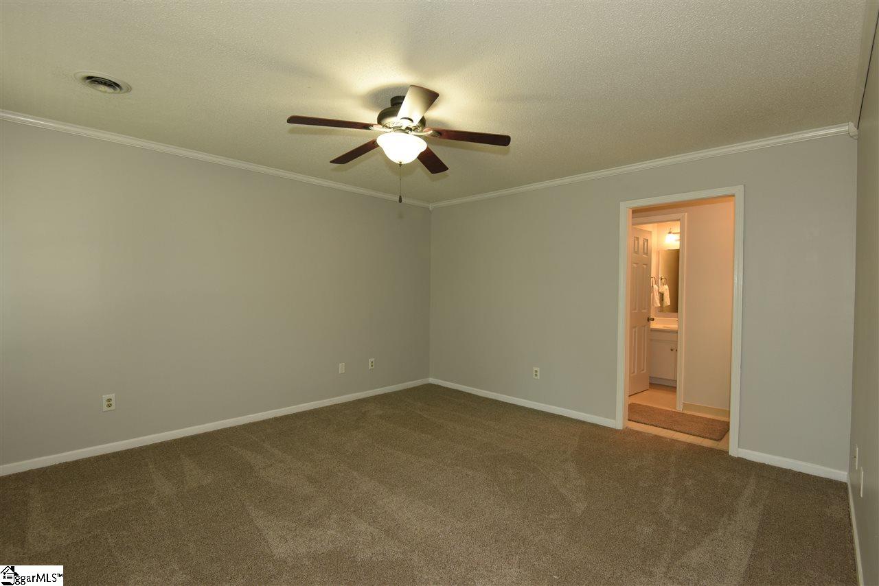 502 Foxhound Road Simpsonville, SC 29680 - Photo 16 of 20 Gallery Image 16