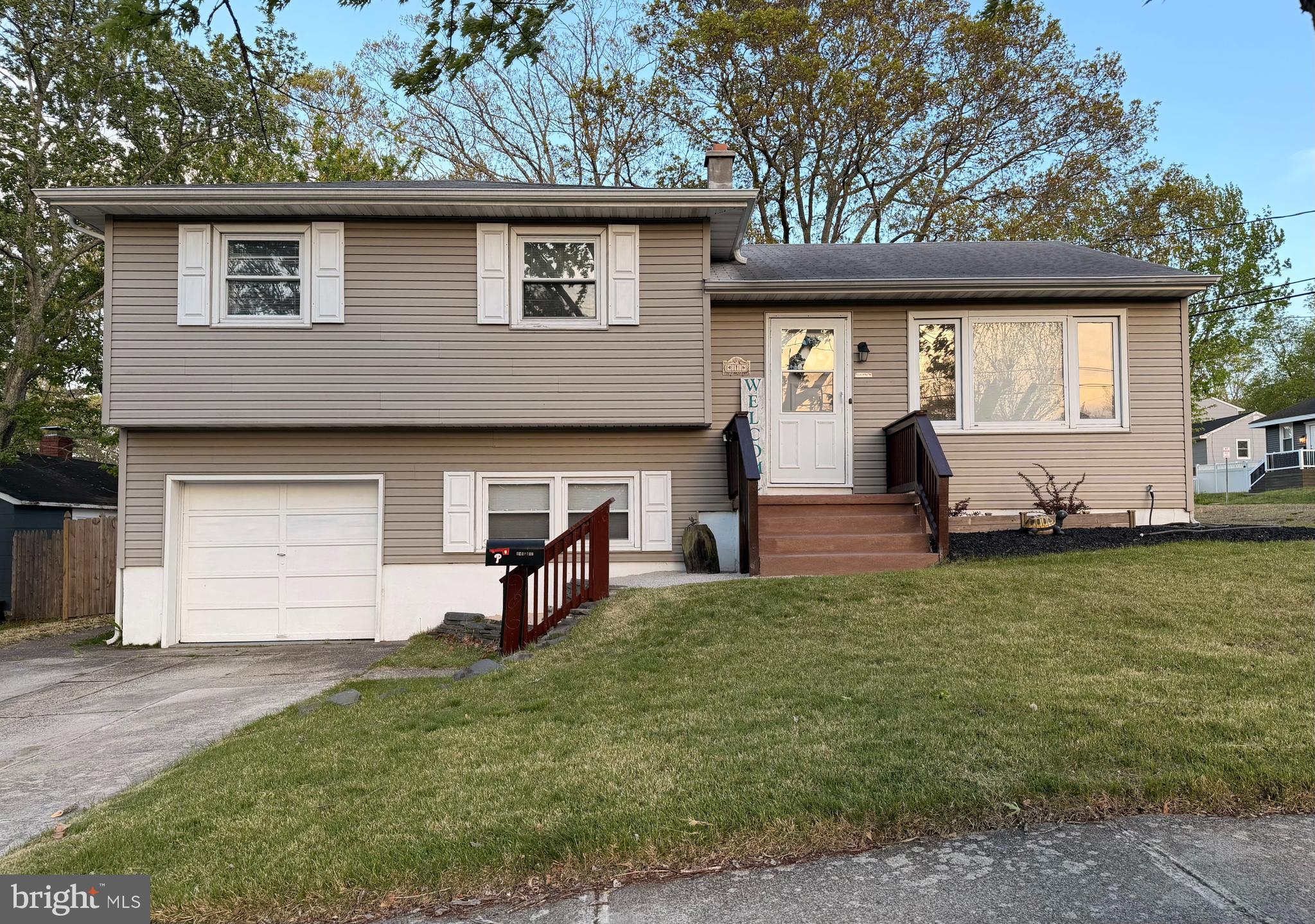 1 Nassau Road Somers Point, NJ 08244 - Photo 1 of 43 a view of a house with backyard and a tree