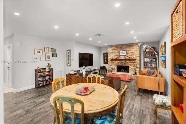 $2,298,000 | 6809 Mentone Street, Coral Gables, FL 33146