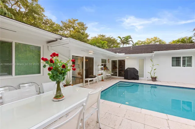 $2,298,000 | 6809 Mentone Street, Coral Gables, FL 33146